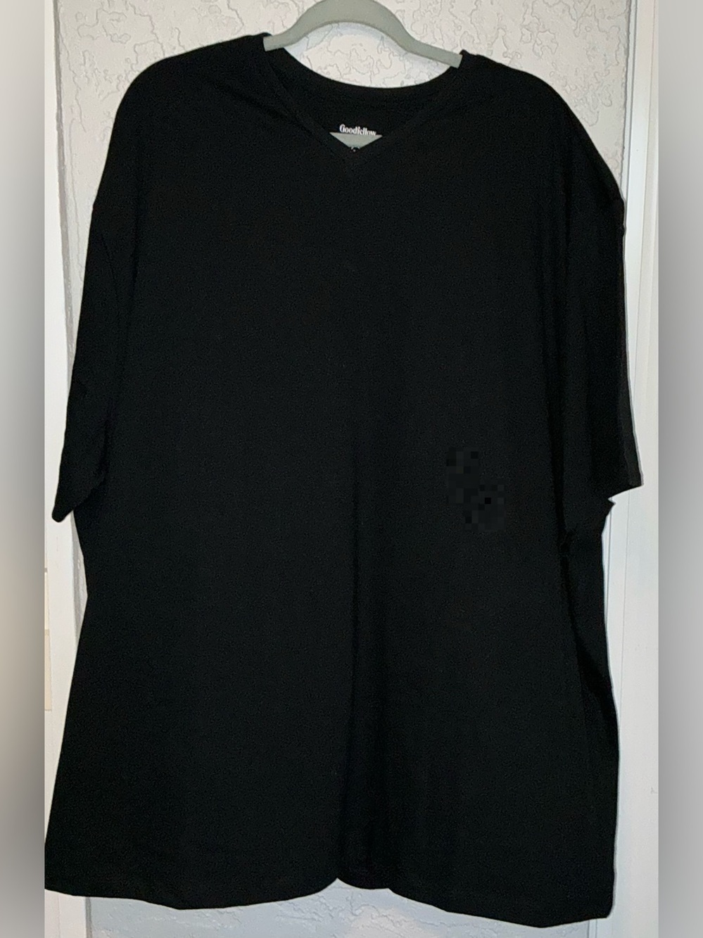 Goodfellow & Co Black Short-Sleeve Lyndale V-Neck Tee (NWOT)